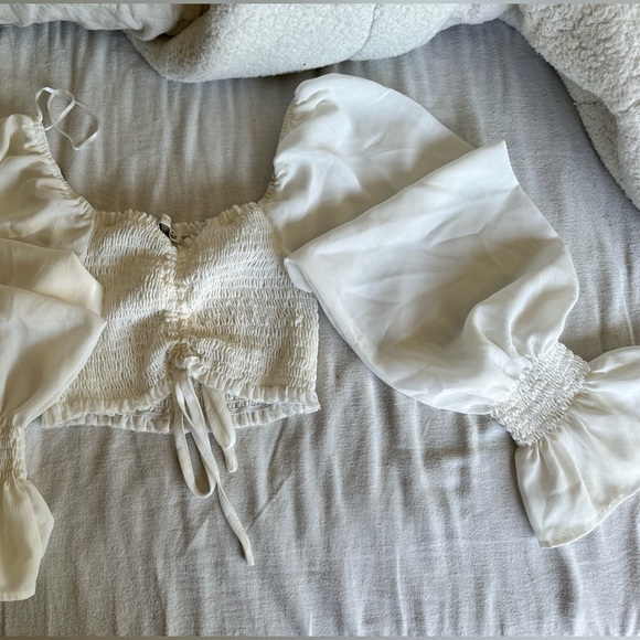 Cropped white puffer long sleeve - Picture 2 of 3